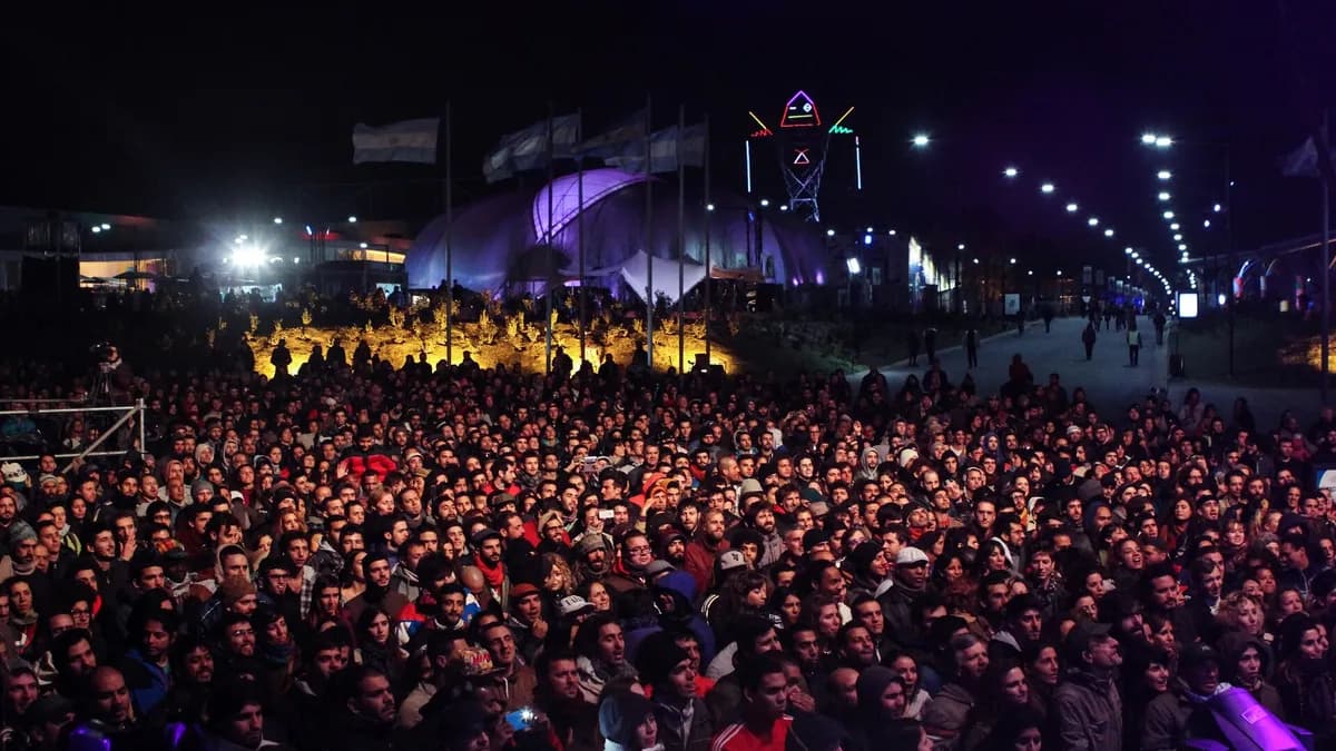 Nastup sastava Pedrito Martinez Group na festivalu Toque u Buenos Airesu, oktobar 2015. godine.