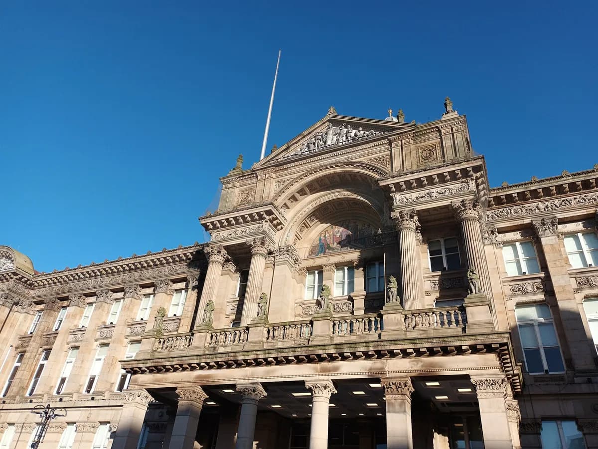 Zgrada Gradskog vijeća (Council House) u Birminghamu, snimljena u septembru 2024. godine.