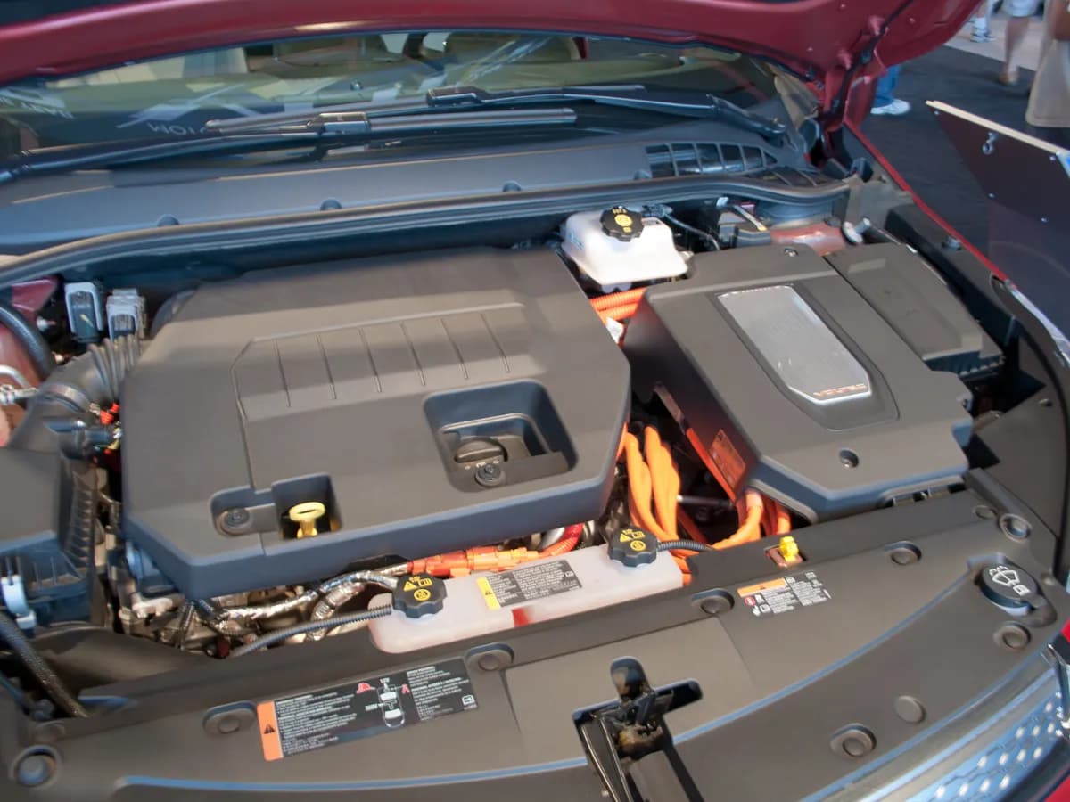 Motorni prostor plug-in hibrida Chevrolet Volt