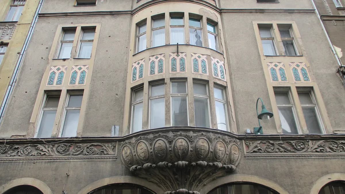 Stambeno-poslovna zgrada arhitekte Rudolfa Tönniesa u ulici Zelenih beretki u Sarajevu