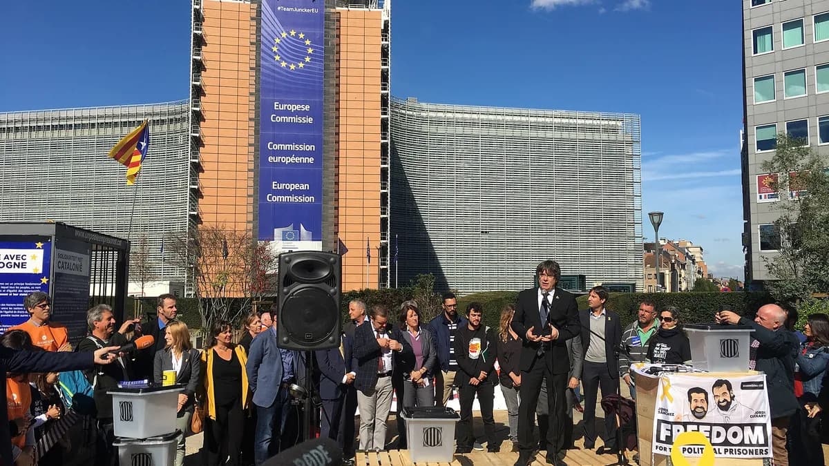 Carles Puigdemont na skupu ispred Evropske komisije u Briselu, 25. septembra 2018. (arhiva).