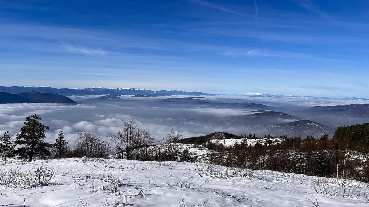 Zimski pogled na Sarajevo s Trebevića, januar 2023.