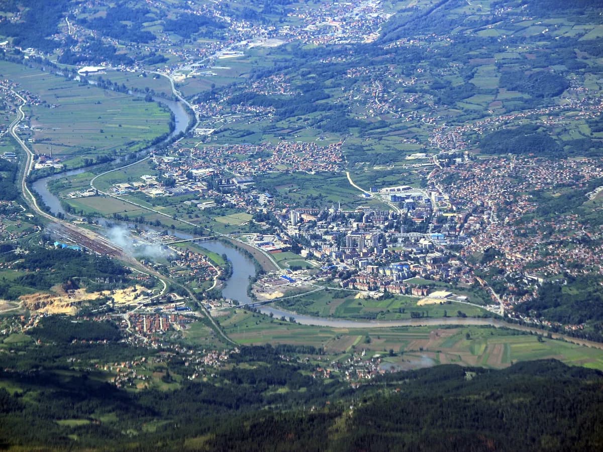 Doboj snimljen iz zraka.