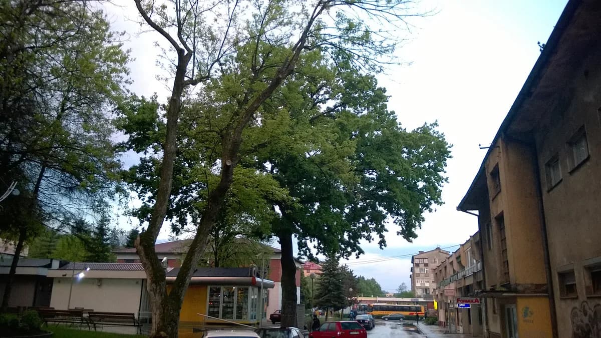 Lukavac, arhivska fotografija grada.