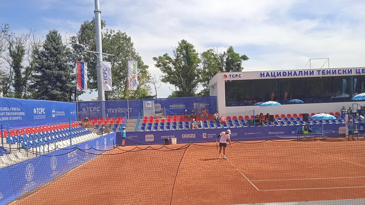 Teniski teren tokom turnira Srpska Open u Banjoj Luci