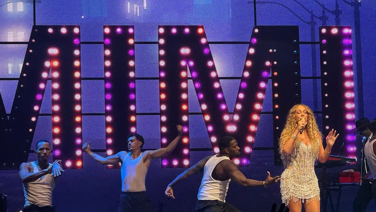 Arhivska fotografija: Mariah Carey na koncertu u areni SM Mall of Asia u Pasayu na Filipinima, oktobar 2025.