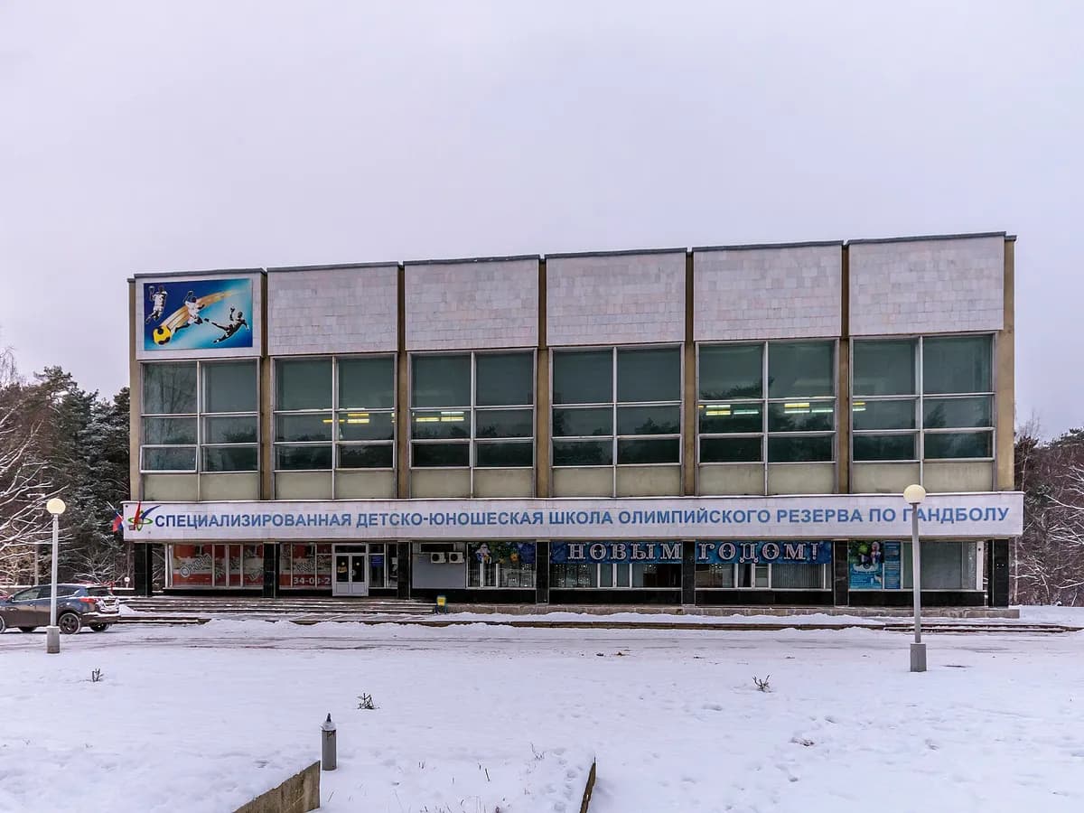 Djeca na treningu rukometne škole