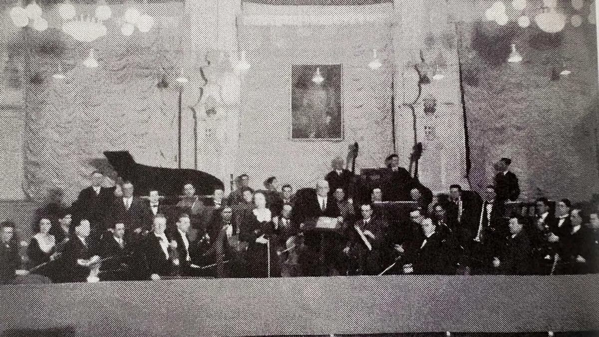 Orkestar Sarajevske filharmonije 1932. godine, arhivska fotografija