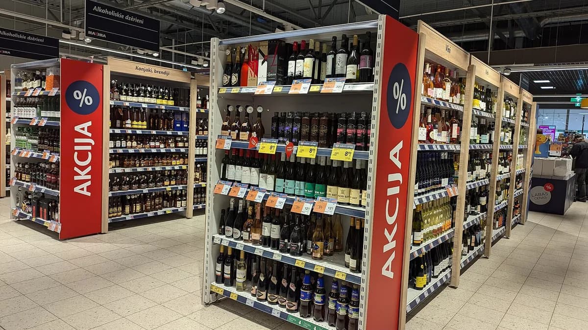Ilustracija: unutrašnjost supermarketa Maxima u Jelgavi u Latviji.
