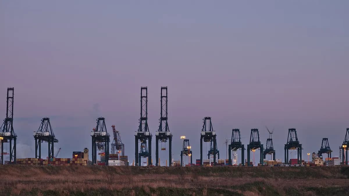 Kontejnerski terminal u luci Antwerpen
