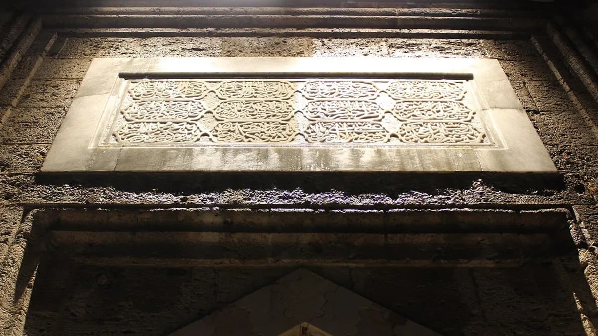 Lukovi mosta Mehmed-paše Sokolovića na Drini u Višegradu, mosta iz Andrićevog romana